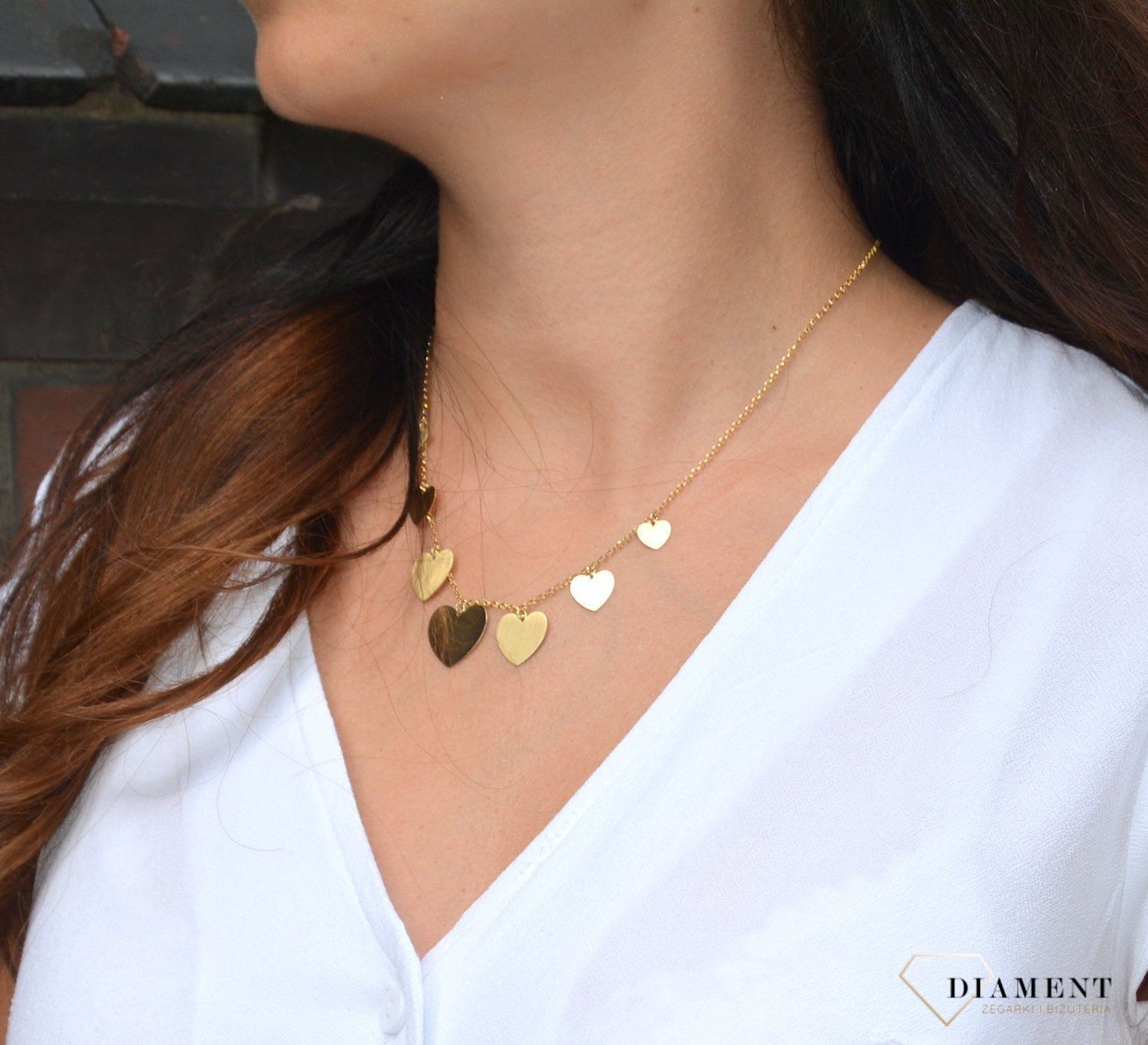 Naszyjnik srebrny celebrytka wiszące serca 925 Dall'Acqua. Naszyjnik z gładkimi zawieszkami w kształcie serc o różnych wielkościach i w nowoczesny sposób rozłożone na celebrytce.11.jpg